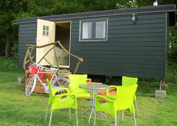 Guest house Pipowagen Minicamping De Linde *