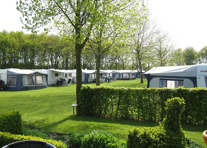 Pipowagen Minicamping De Linde Guest house Merselo