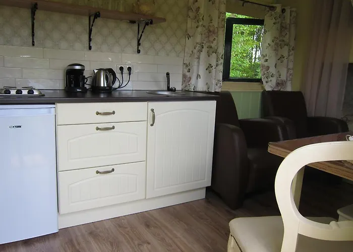 Pipowagen Minicamping De Linde Gæstehus